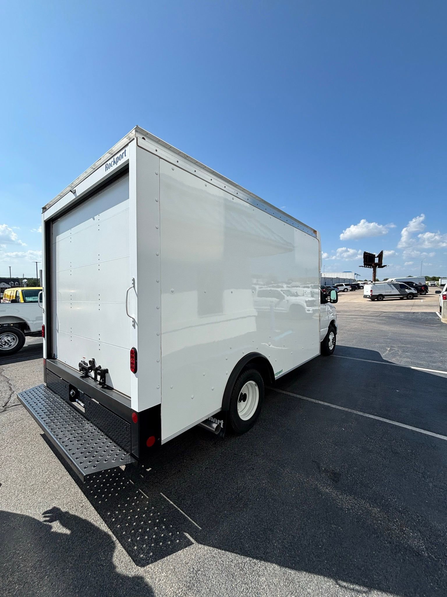 New 2025 Ford E-350 and Econoline 350 Super Duty w/ Power Equipment Group image 5