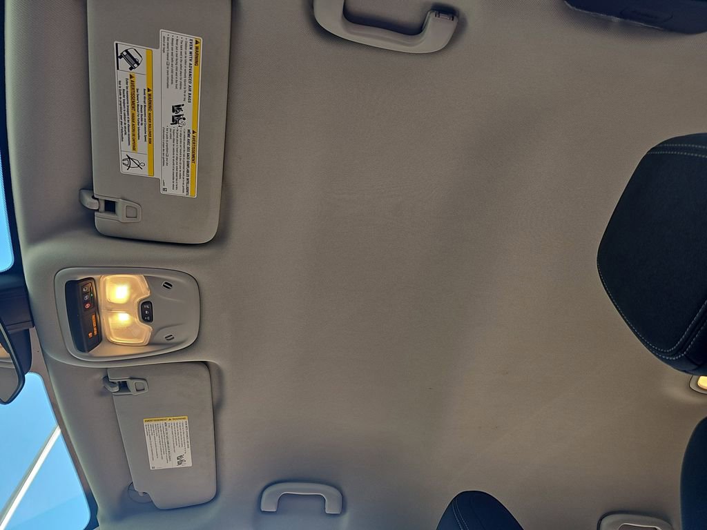 Used 2024 Chevrolet TrailBlazer LT image 29