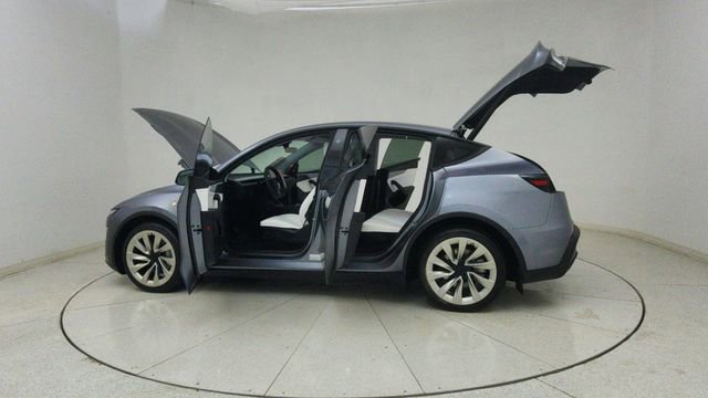 Used 2026 Tesla Model Y Long Range image 72