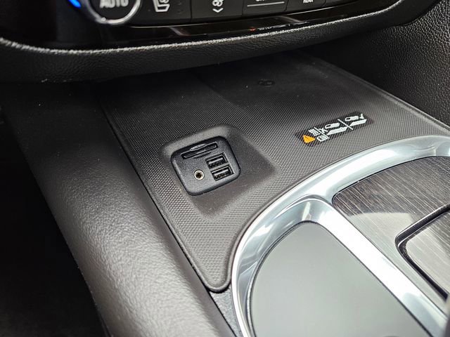 Used 2020 Buick Enclave Avenir w/ Avenir Technology Package AWD/4WD image 36
