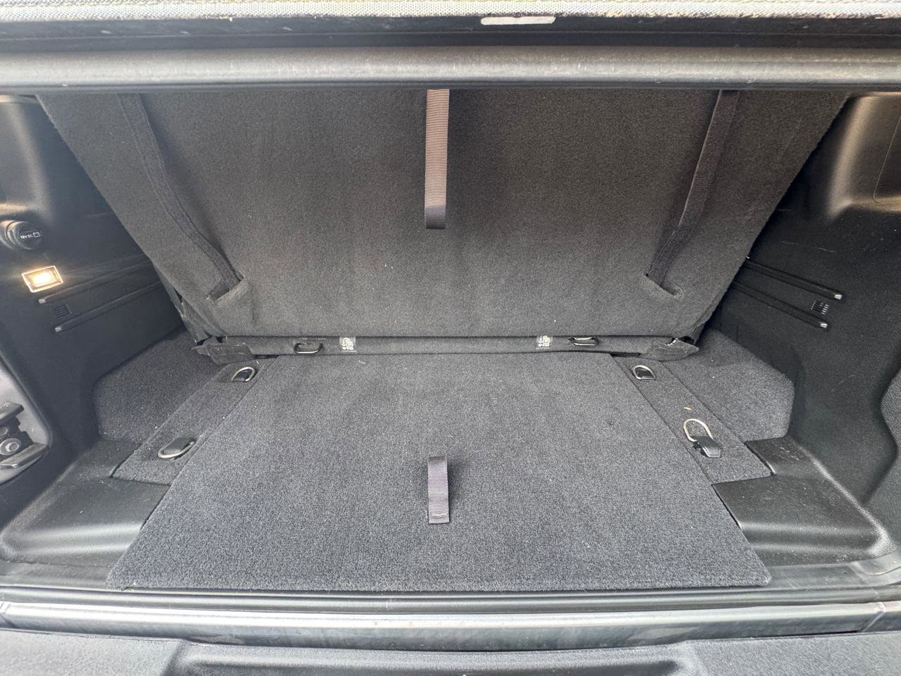 Used 2018 Jeep Wrangler Sport image 12