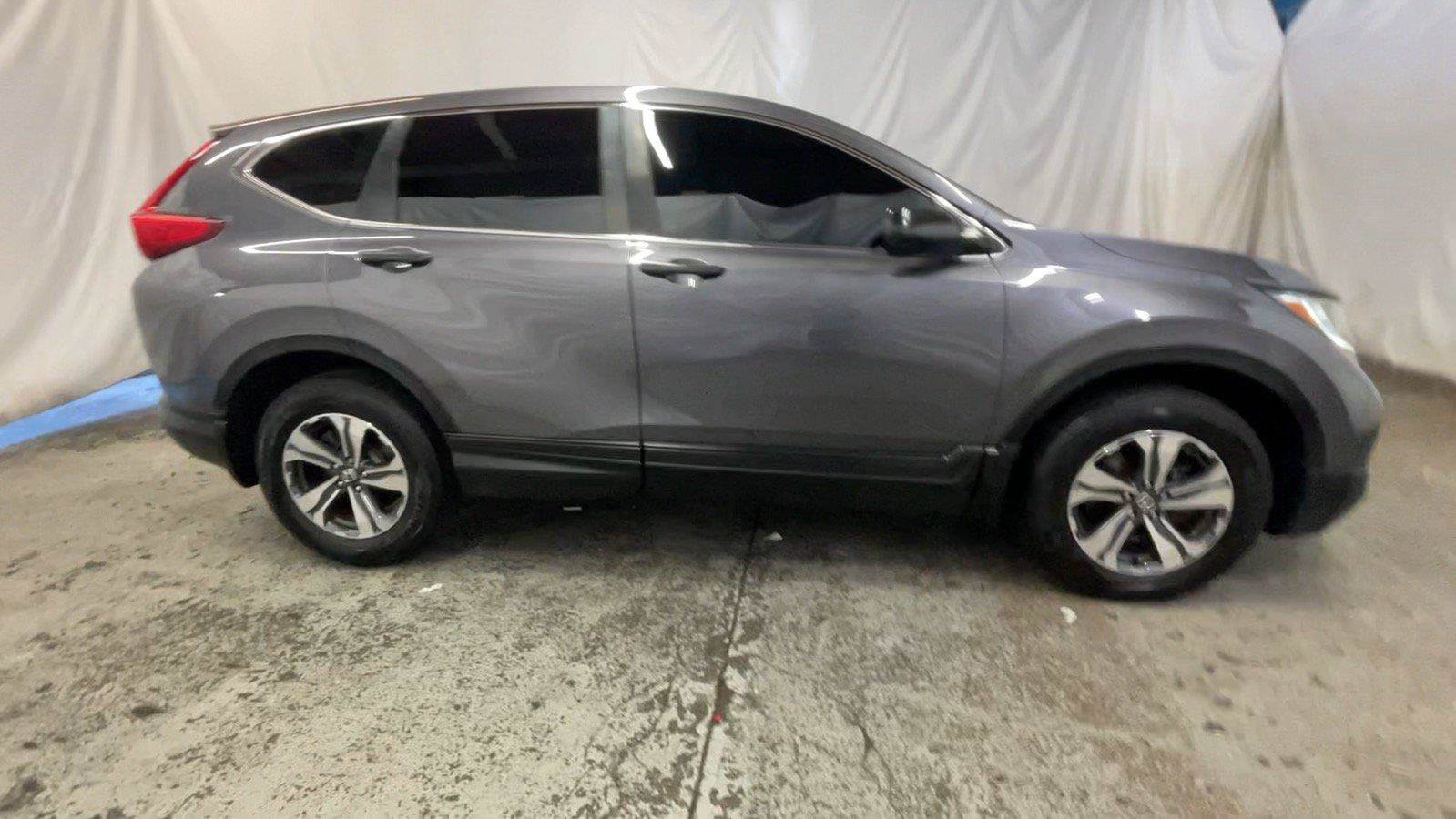 Used 2019 Honda CR-V LX image 5