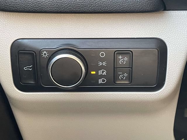 Used 2024 Ford Escape Active w/ Cold Weather Package FWD image 18
