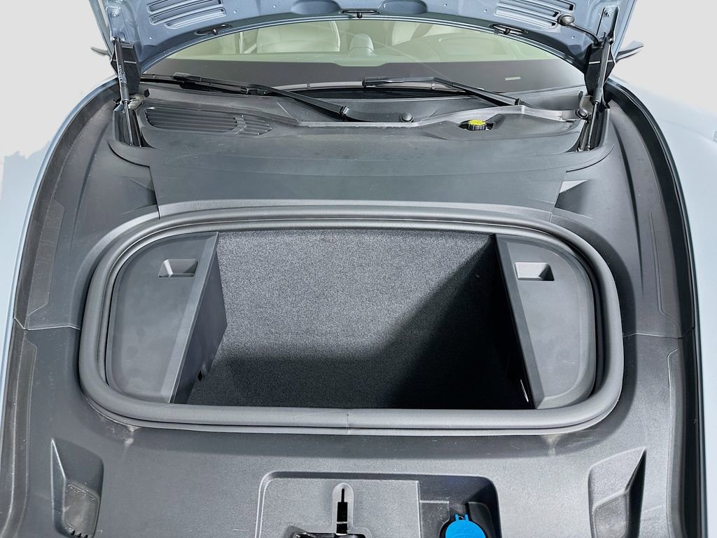 New 2024 Porsche Taycan Turbo image 33