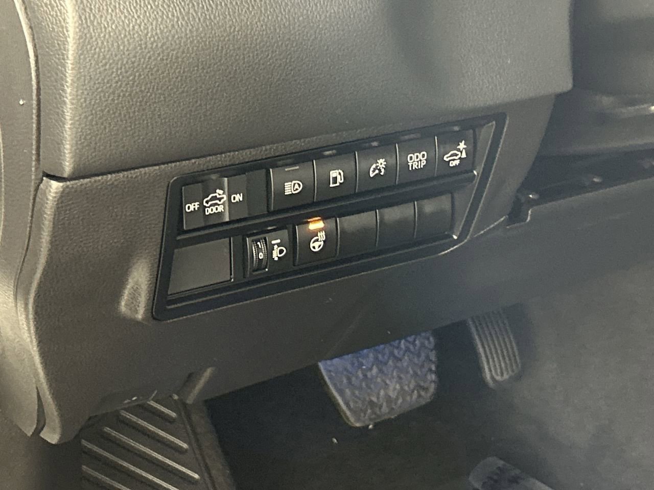 Used 2024 Toyota Tundra Limited AWD/4WD image 12