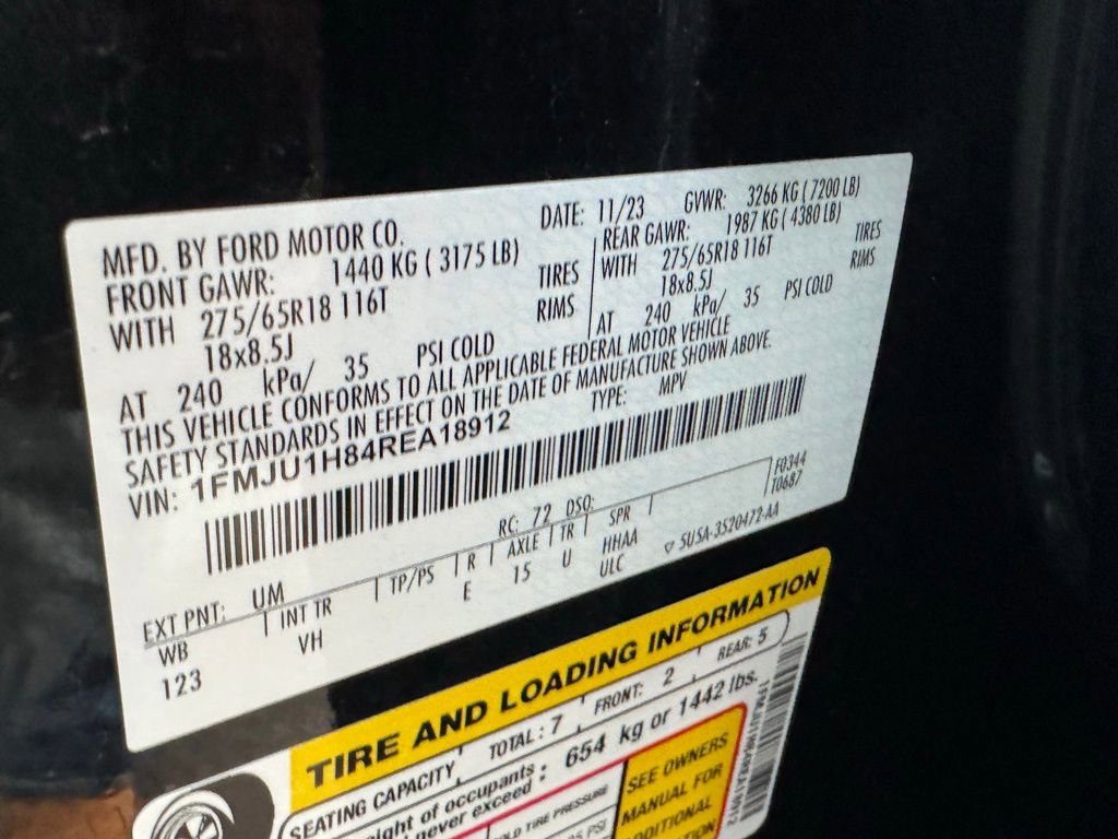 Used 2024 Ford Expedition XLT image 33