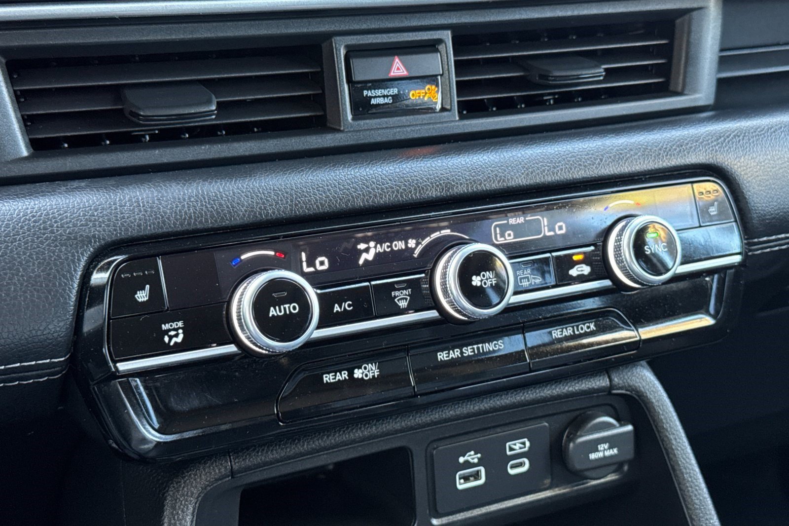 Certified 2025 Honda Pilot Touring image 19