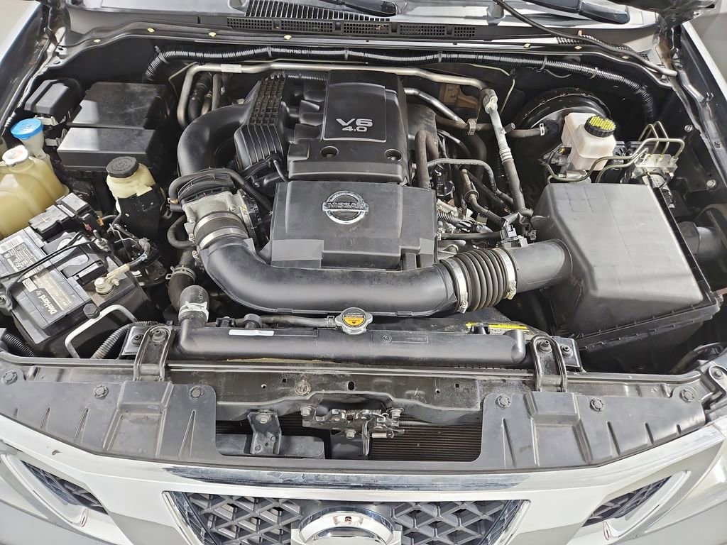 Used 2019 Nissan Frontier SL AWD/4WD image 23