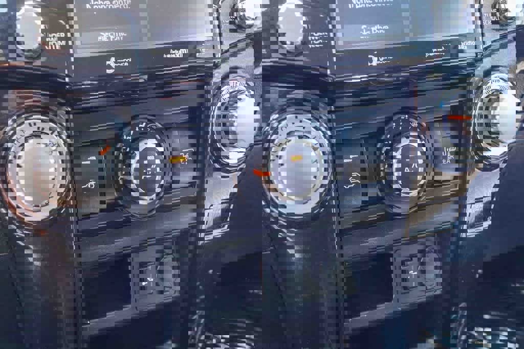 Used 2024 Toyota 4Runner TRD Off-Road image 21