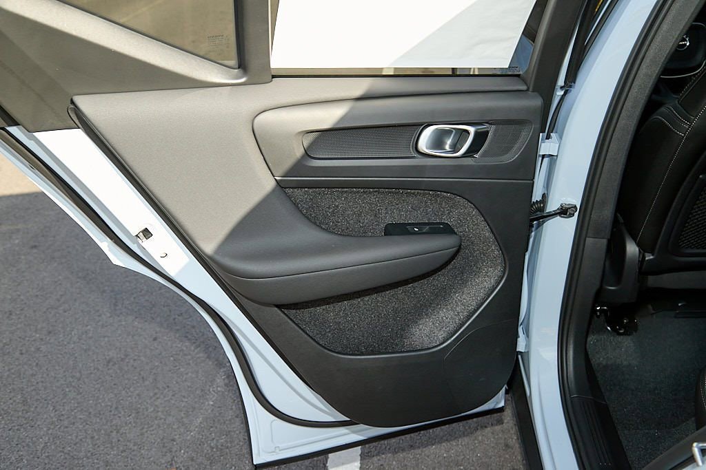 New 2026 Volvo XC40 B5 Plus w/ Protection Package Premier image 18