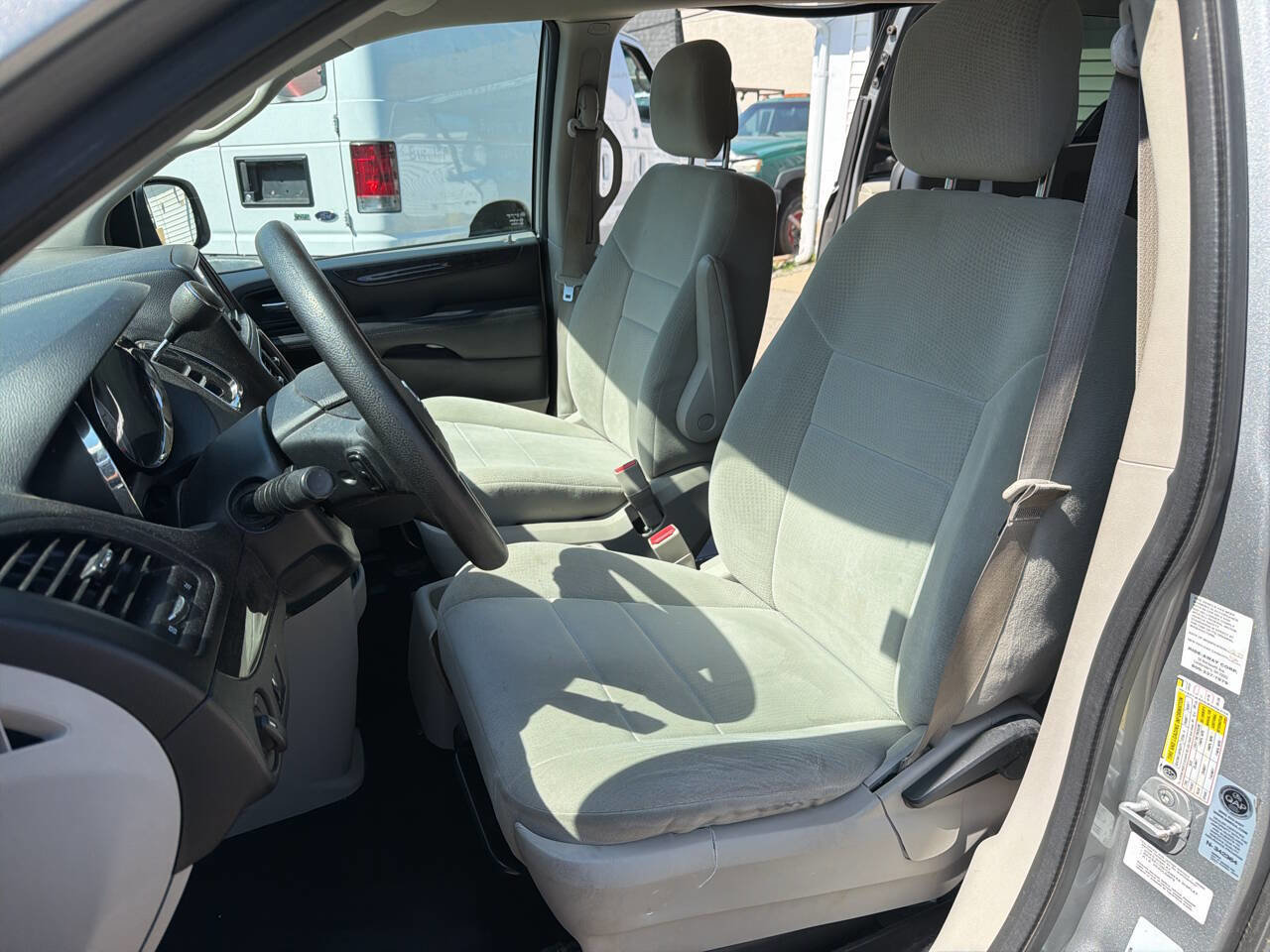 Used 2014 Dodge Grand Caravan SE w/ Quick Order Package 29E SE FWD image 10