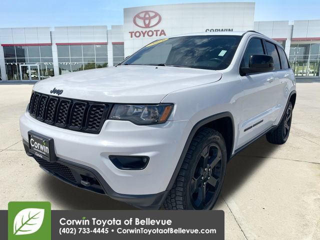 Used 2019 Jeep Grand Cherokee Laredo AWD/4WD image 7