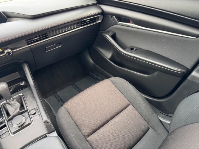 Used 2025 MAZDA MAZDA3 s FWD image 17
