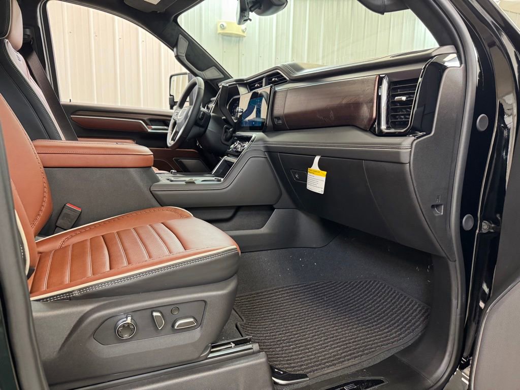 New 2026 GMC Sierra 2500 Denali Ultimate AWD/4WD image 29