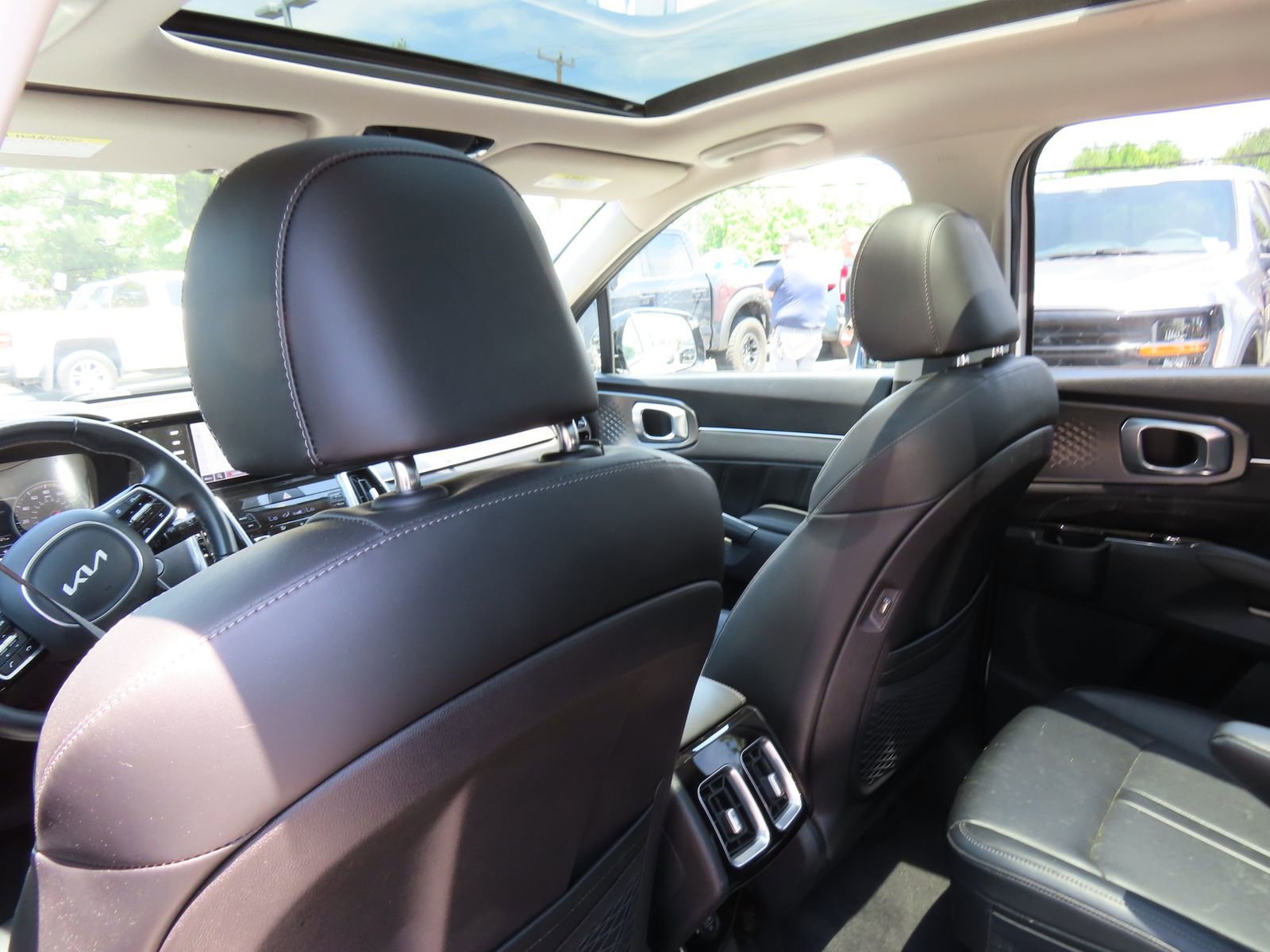 Used 2022 Kia Sorento SX AWD/4WD image 28