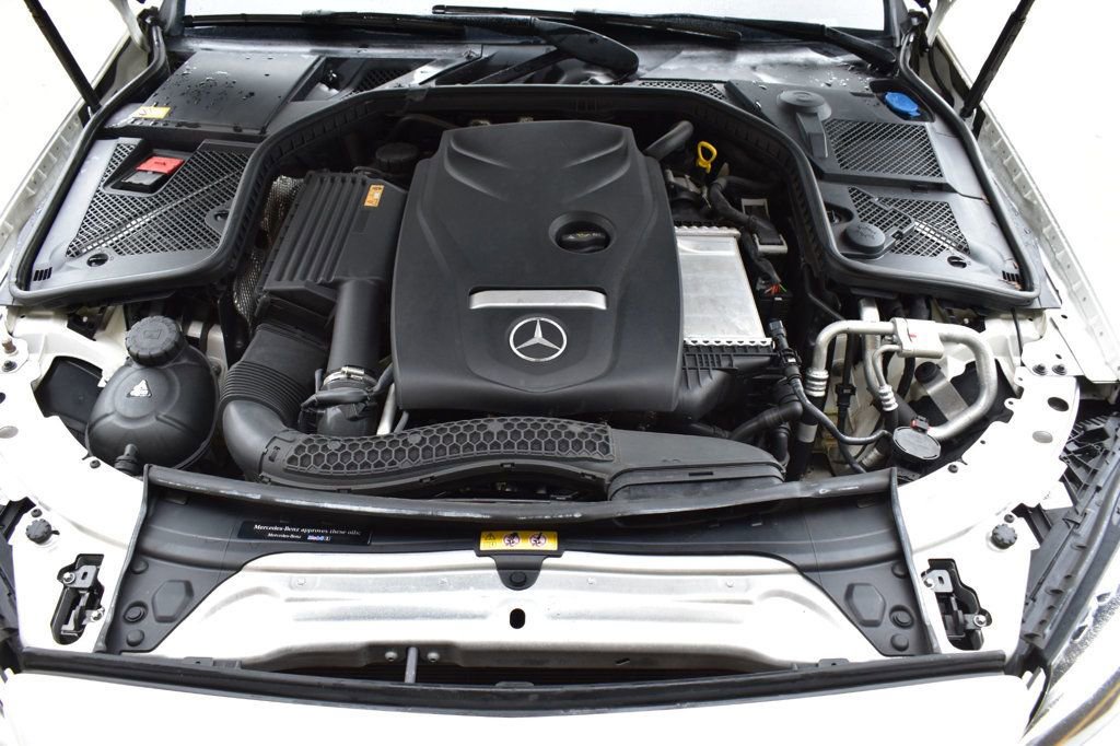 Used 2015 Mercedes-Benz C 300 Sedan image 12