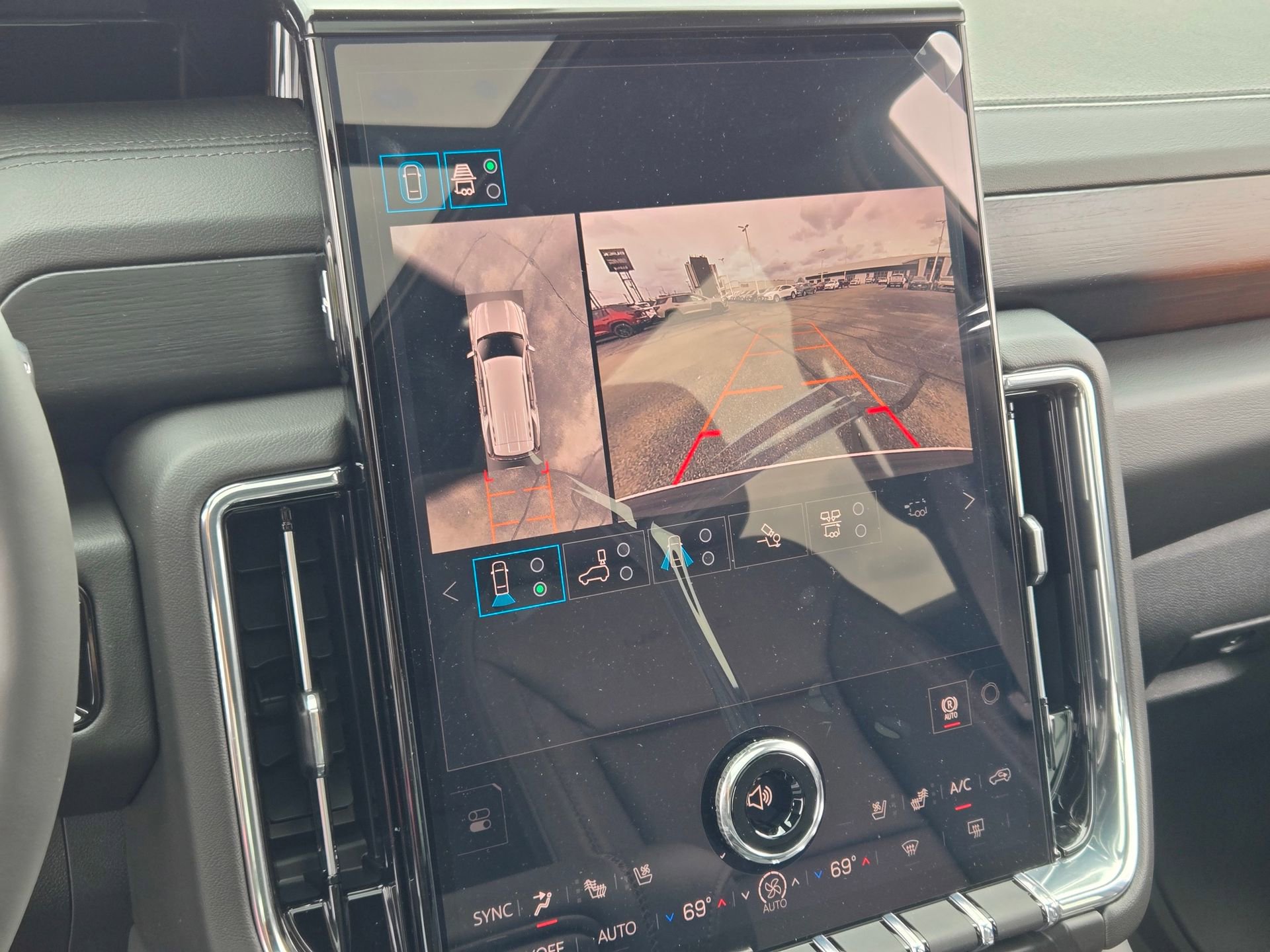 New 2026 GMC Yukon Denali w/ Denali Reserve Package AWD/4WD image 43