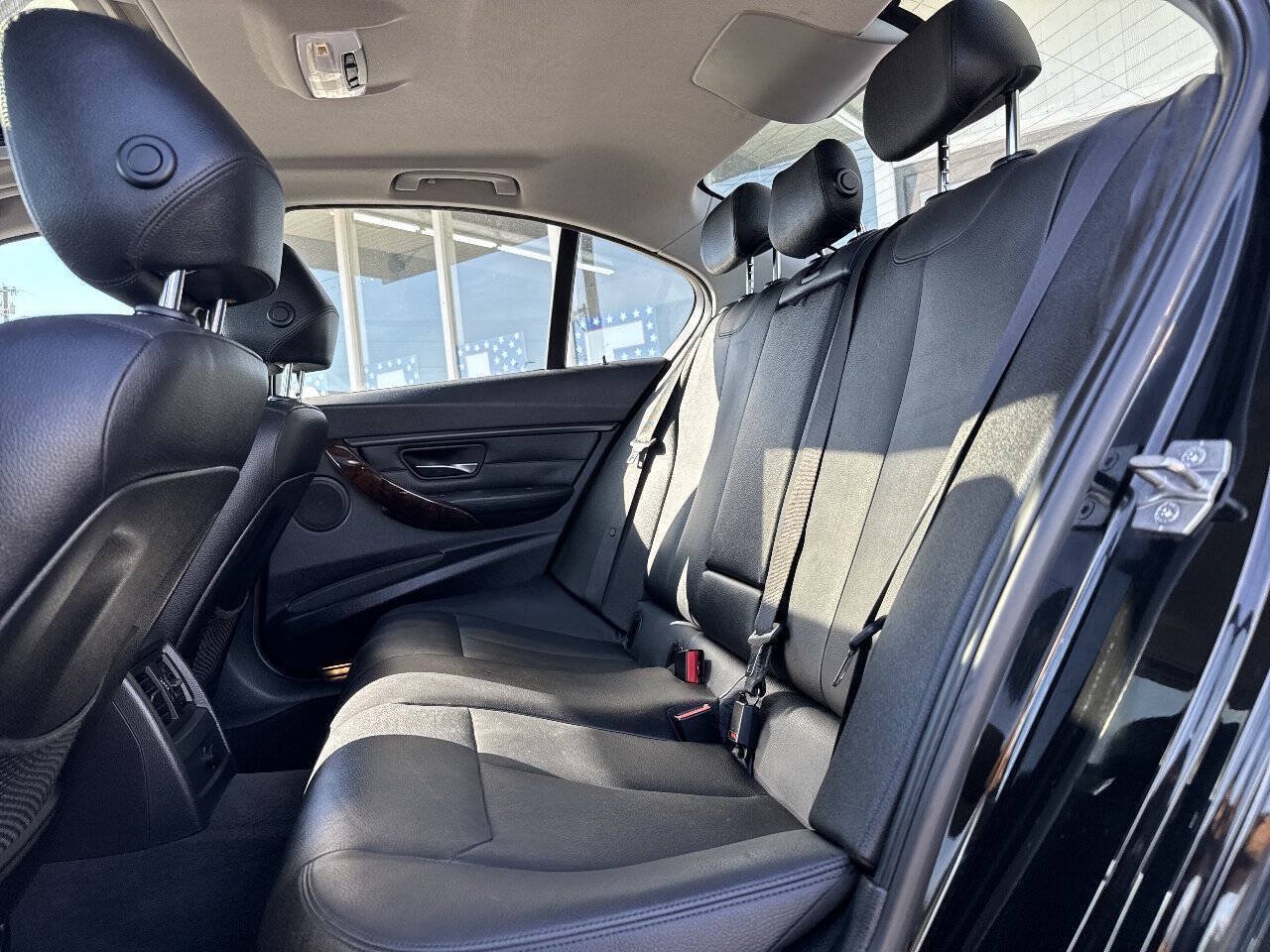 Used 2013 BMW 328i Sedan RWD image 26