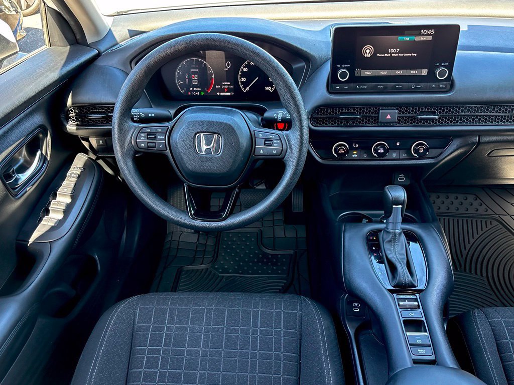 Used 2025 Honda HR-V LX image 16