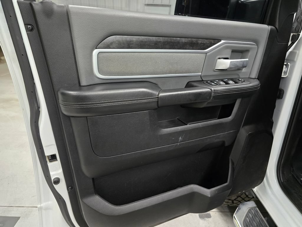Certified 2022 RAM 2500 Big Horn AWD/4WD image 17