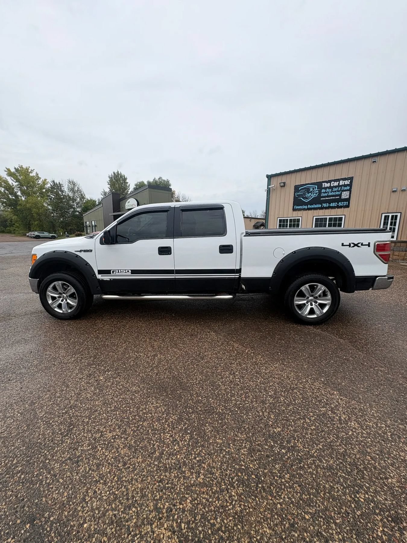 Used 2014 Ford F150 XLT w/ Equipment Group 301A Mid AWD/4WD image 10
