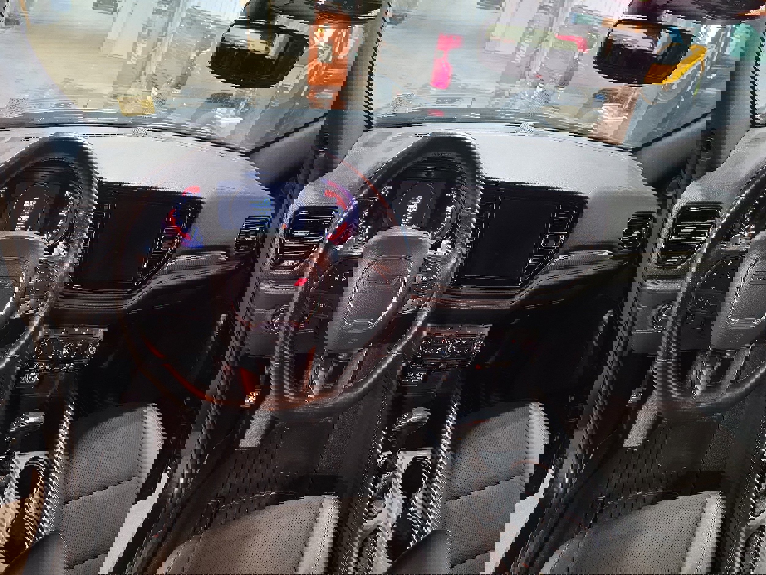 Used 2021 Dodge Durango GT image 14