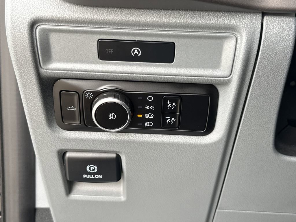 Used 2025 Ford F150 XLT w/ Equipment Group 301A Standard image 14