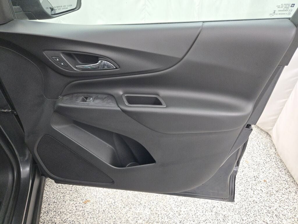 Used 2019 Chevrolet Equinox LT image 6