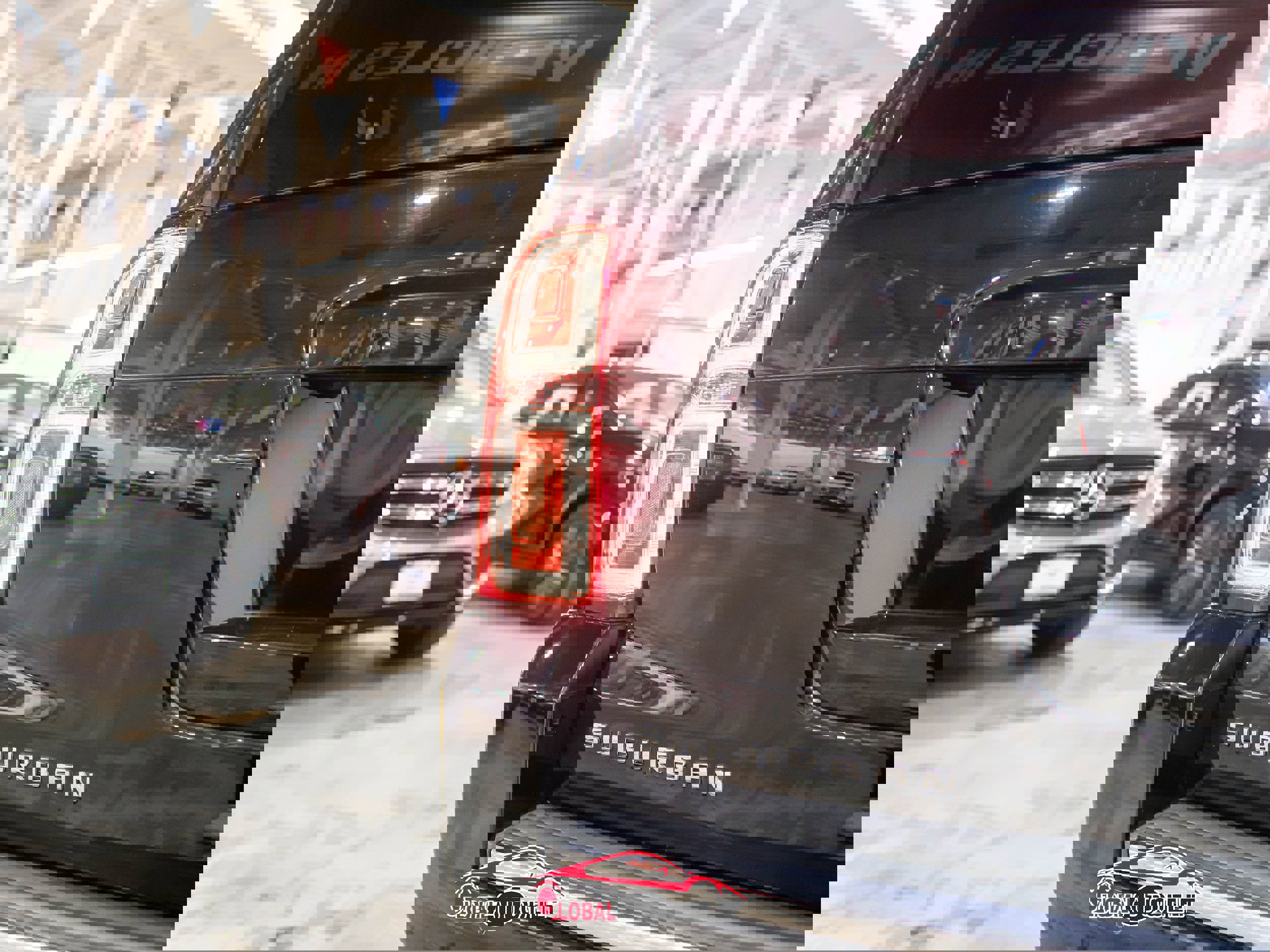 Used 2019 Chevrolet Suburban Premier w/ Premier Plus Edition image 48