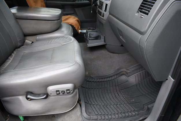 Used 2006 Dodge Ram 2500 Truck Laramie AWD/4WD image 26