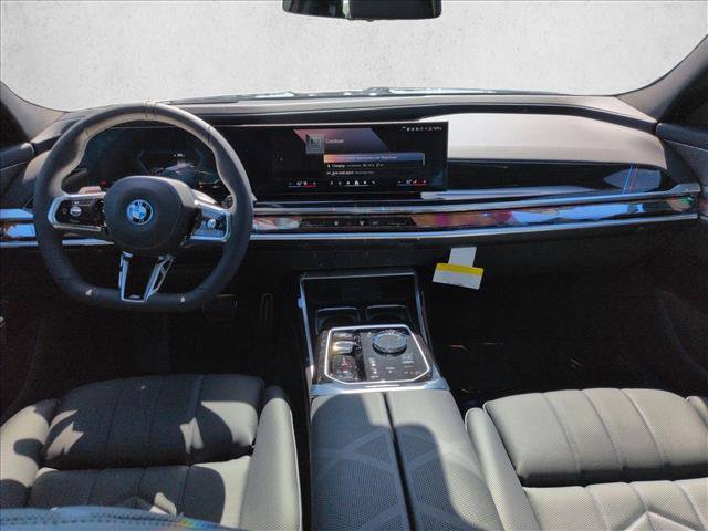 New 2026 BMW i7 xDrive60 AWD/4WD image 14