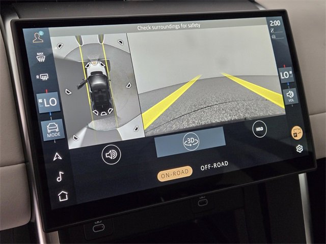 New 2025 Land Rover Discovery Sport S image 25