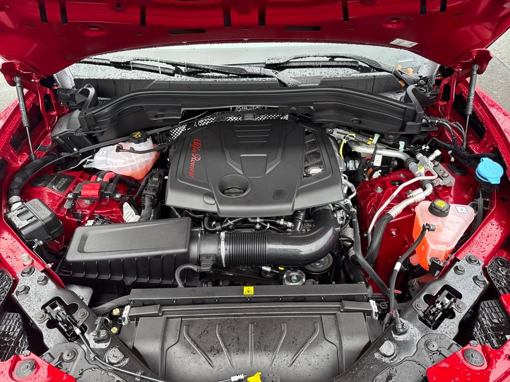 New 2025 Alfa Romeo Stelvio Sprint image 29