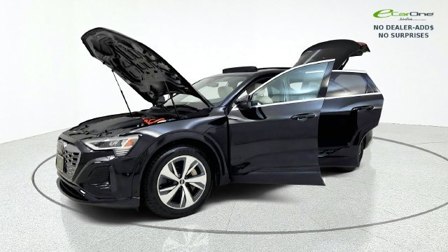 Used 2024 Audi Q8 e-tron Premium Plus w/ Premium Plus Package AWD/4WD image 15