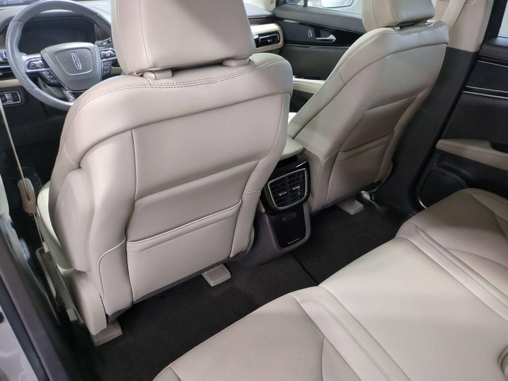 Certified 2023 Lincoln Nautilus Reserve image 28