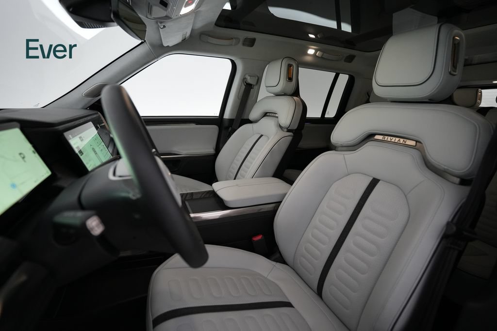 Used 2023 Rivian R1S Adventure Quad AWD/4WD image 4