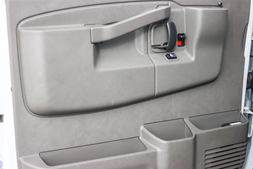 Used 2022 Chevrolet Express 3500 Work Van w/ Driver Convenience Package image 40