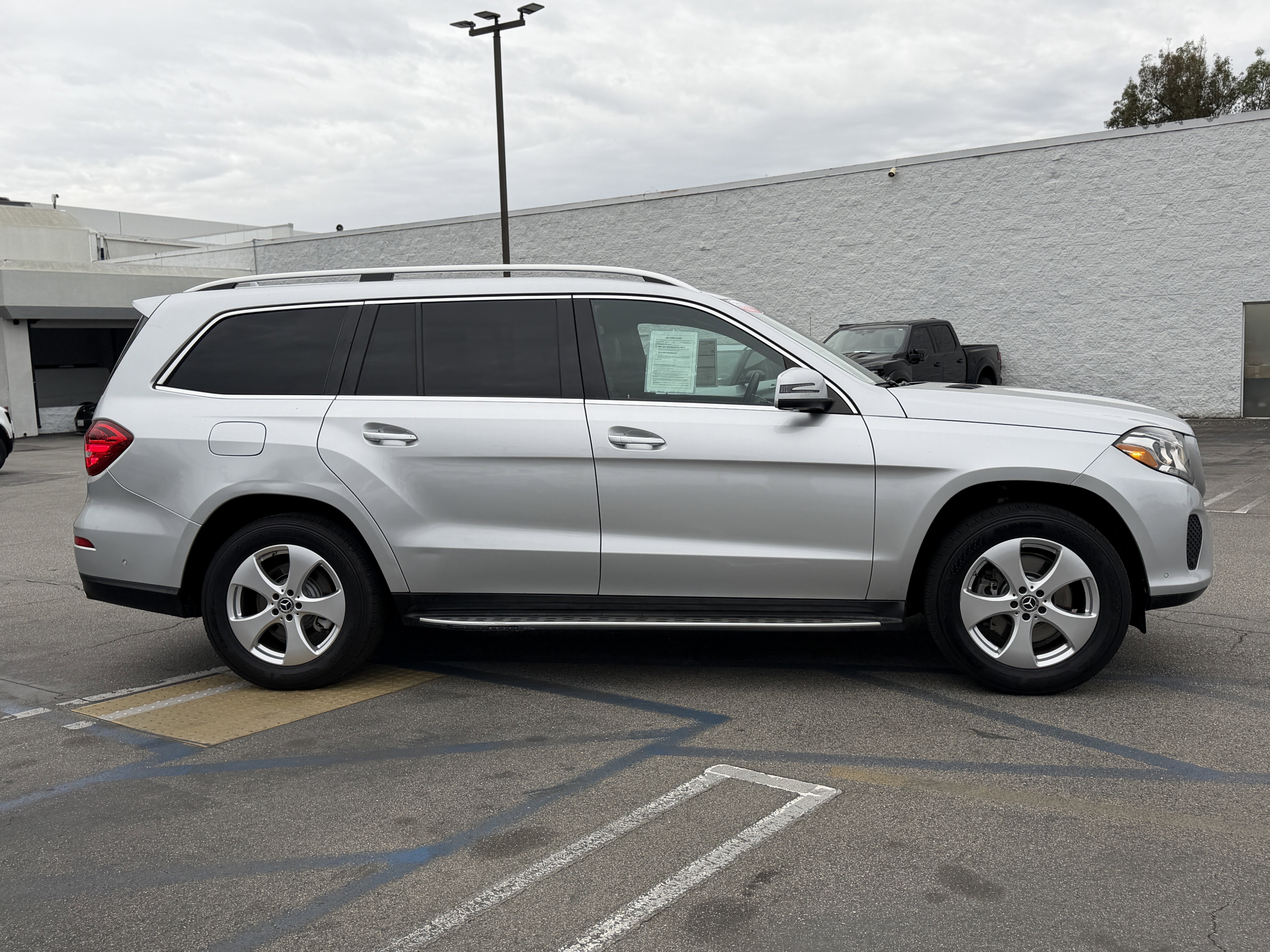 Used 2019 Mercedes-Benz GLS 450 4MATIC image 8