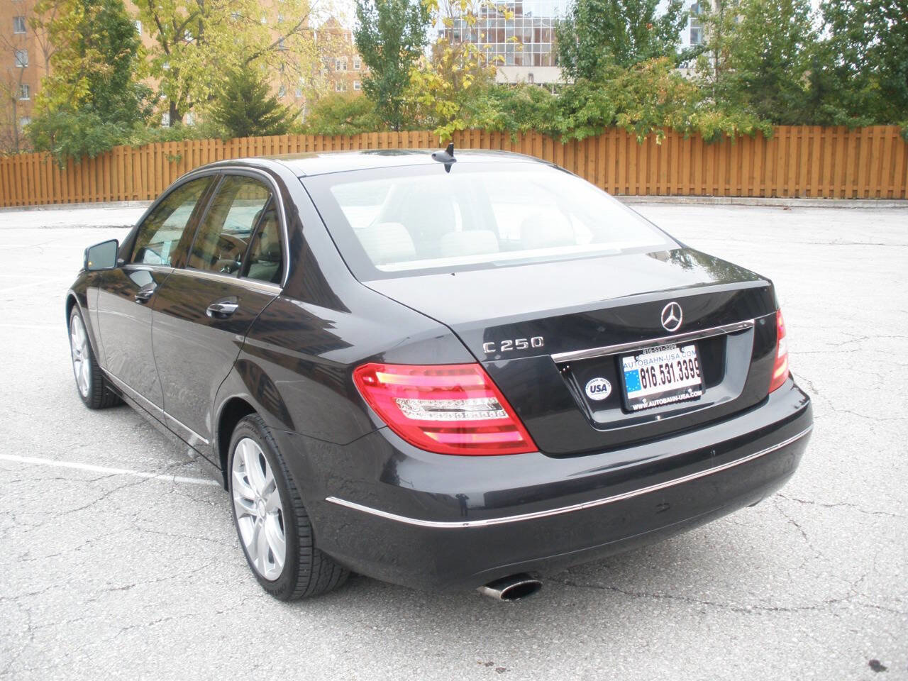 Used 2013 Mercedes-Benz C 250 Sedan image 8