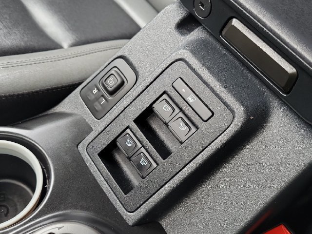 Used 2023 Ford Bronco Black Diamond AWD/4WD image 34