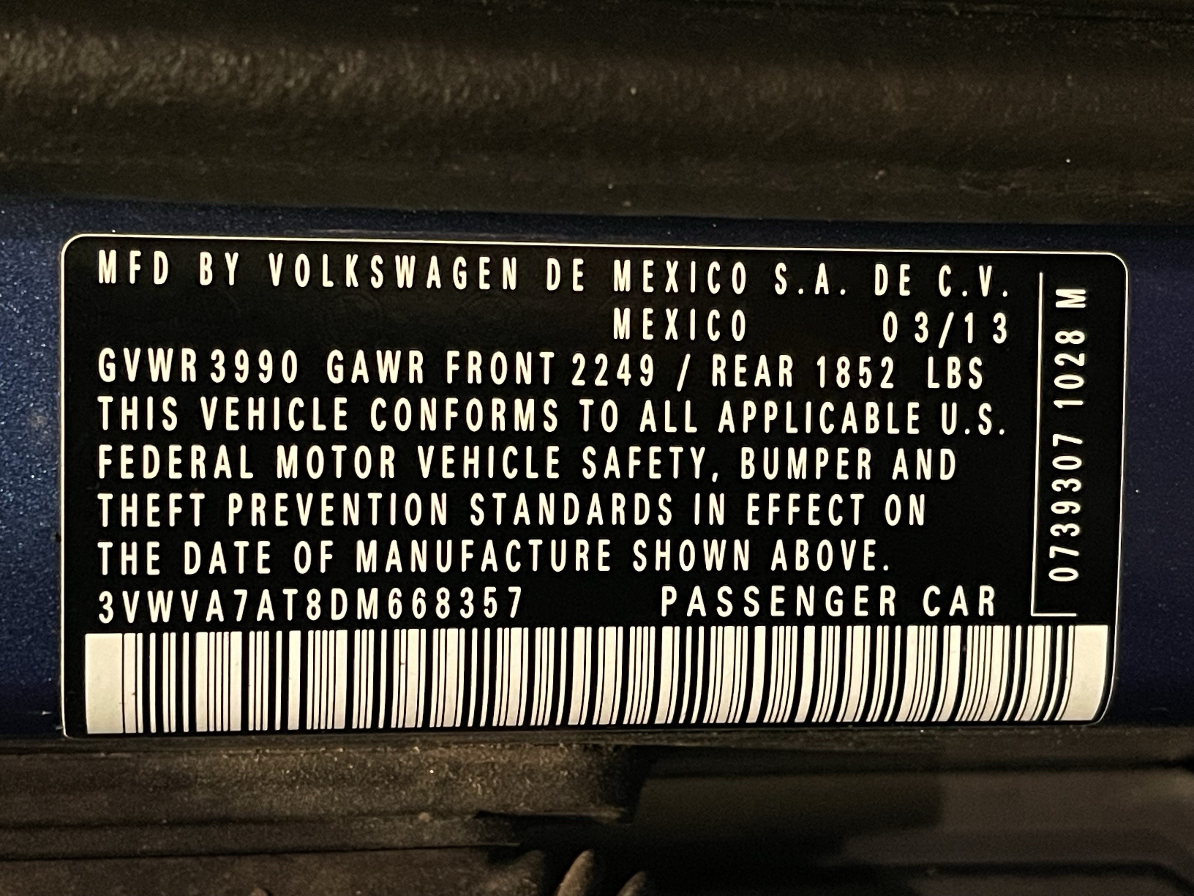Used 2013 Volkswagen Beetle 2.0T FWD image 24
