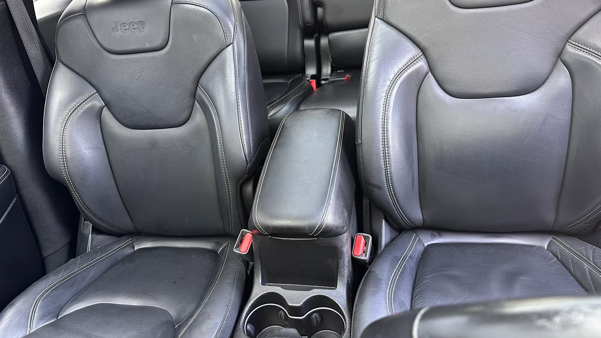 Used 2018 Jeep Cherokee Limited w/ High Altitude Package image 19