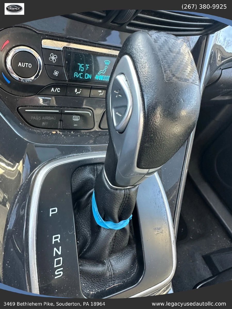 Used 2013 Ford Escape Titanium w/ Parking Technology Pkg image 18