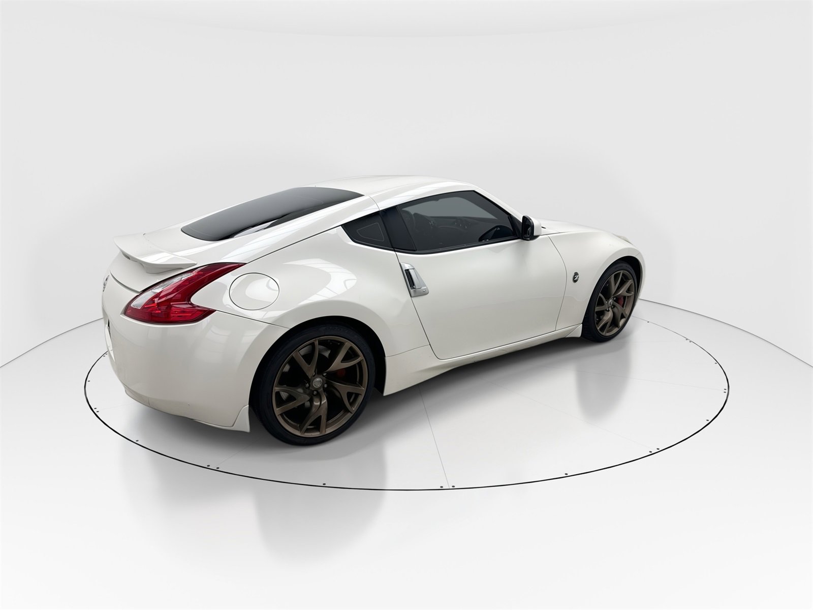 Used 2016 Nissan 370Z w/ Sport Package image 8