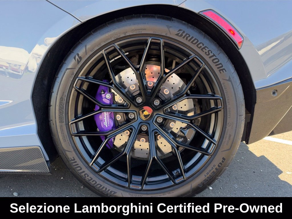 Used 2025 Lamborghini Revuelto AWD/4WD image 24