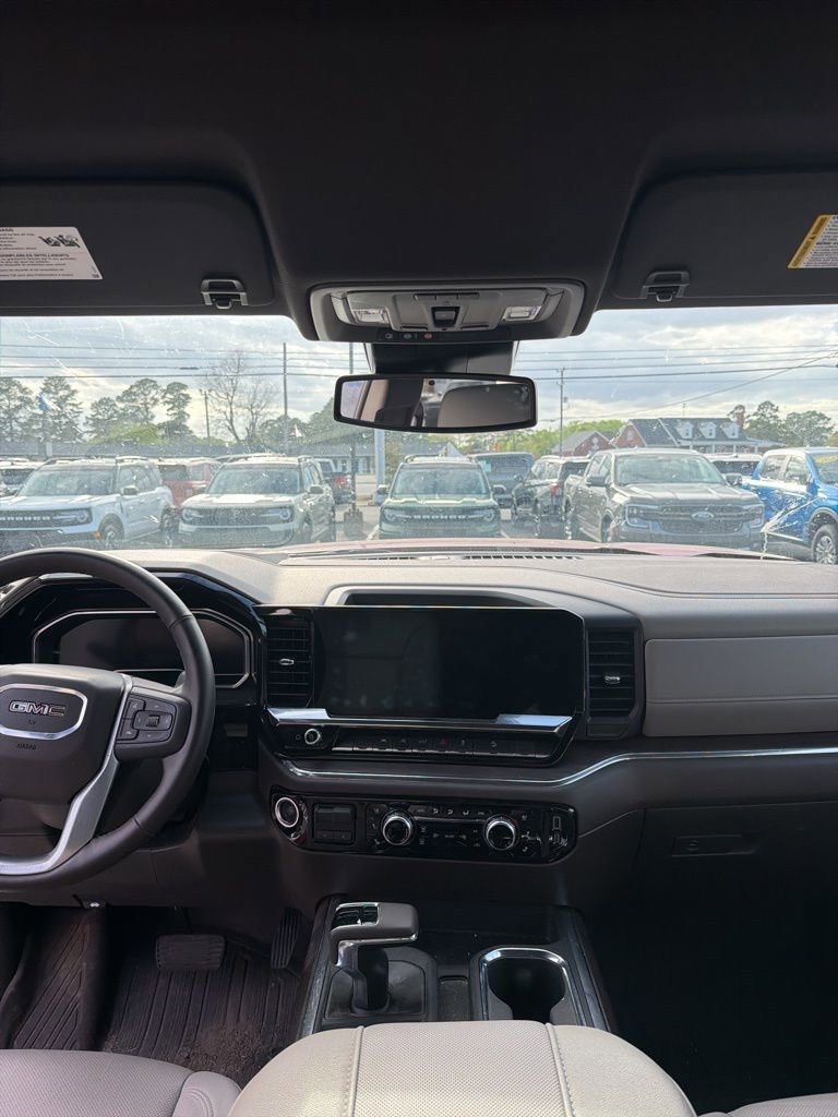 Used 2025 GMC Sierra 1500 SLT w/ SLT Premium Package image 5