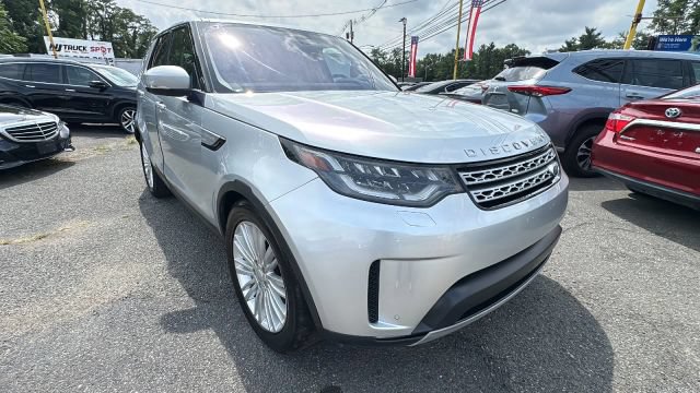 Used 2018 Land Rover Discovery HSE Luxury AWD/4WD image 3