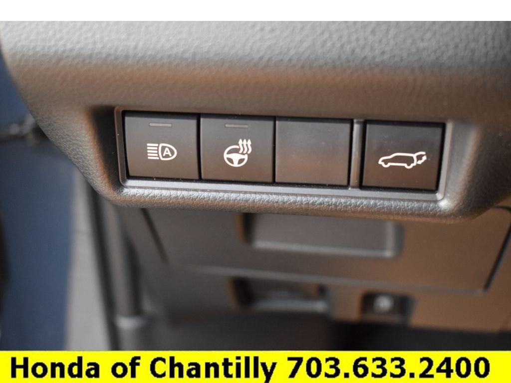 Used 2025 Toyota Grand Highlander AWD image 22