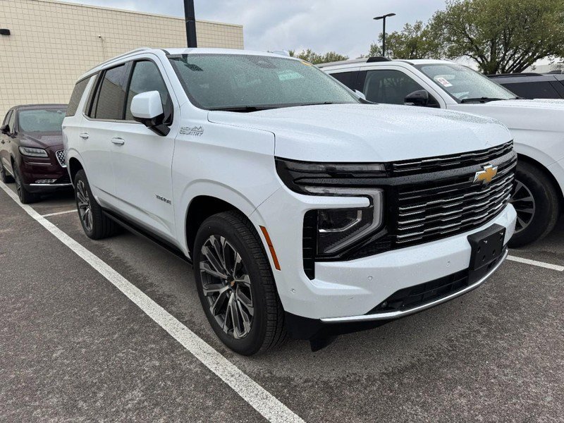 Used 2026 Chevrolet Tahoe High Country image 3