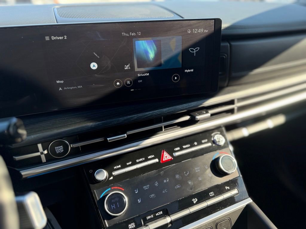 Used 2025 Hyundai Santa Fe Limited image 18